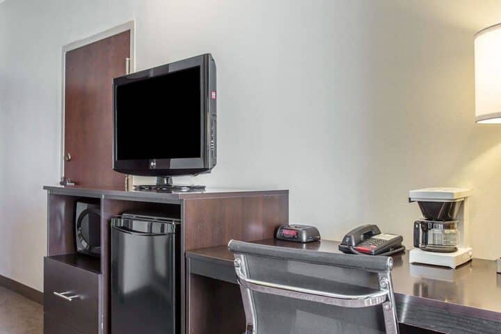 Room 20 of 40